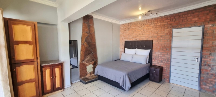 4 Bedroom Property for Sale in Wilgehof Free State